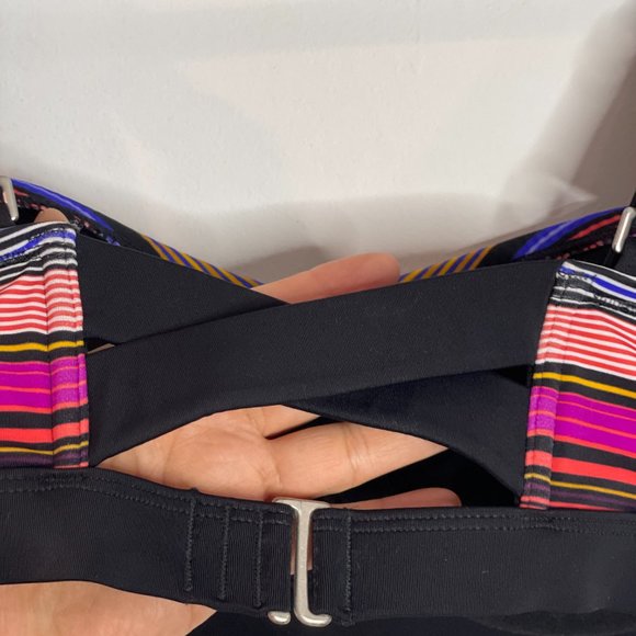 Athleta Capri Stripe Pura Bikini Top/Sports Bra Perfect Condition Size 32D/DD - Picture 5 of 10